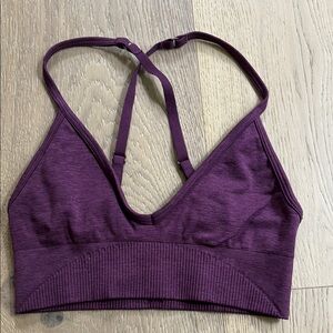 Lululemon bra size 4